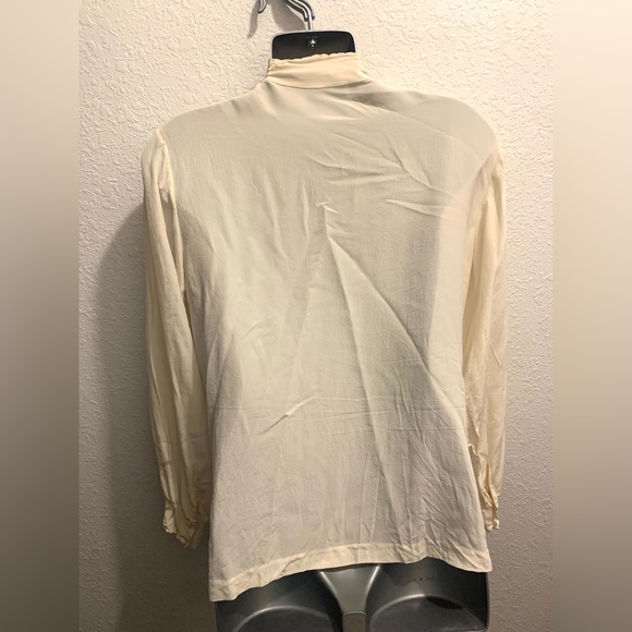 100% Silk Hand Embroidered Vintage Blouse Size Small 60s - Picture 10 of 11